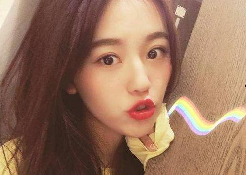 抖音爆料宋慧乔视频,神秘片段引发网友热议 第2张 抖音爆料宋慧乔视频,神秘片段引发网友热议 第2张